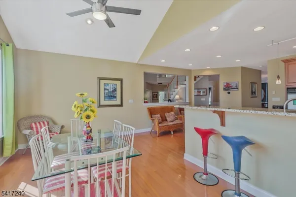 $985,000 | 4 Elm Drive, Clinton, NJ 08809