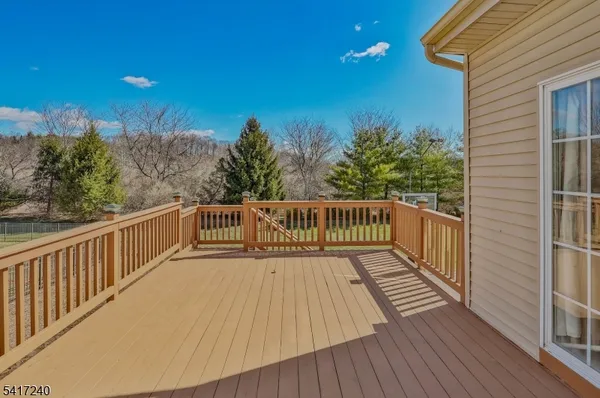 $985,000 | 4 Elm Drive, Clinton, NJ 08809