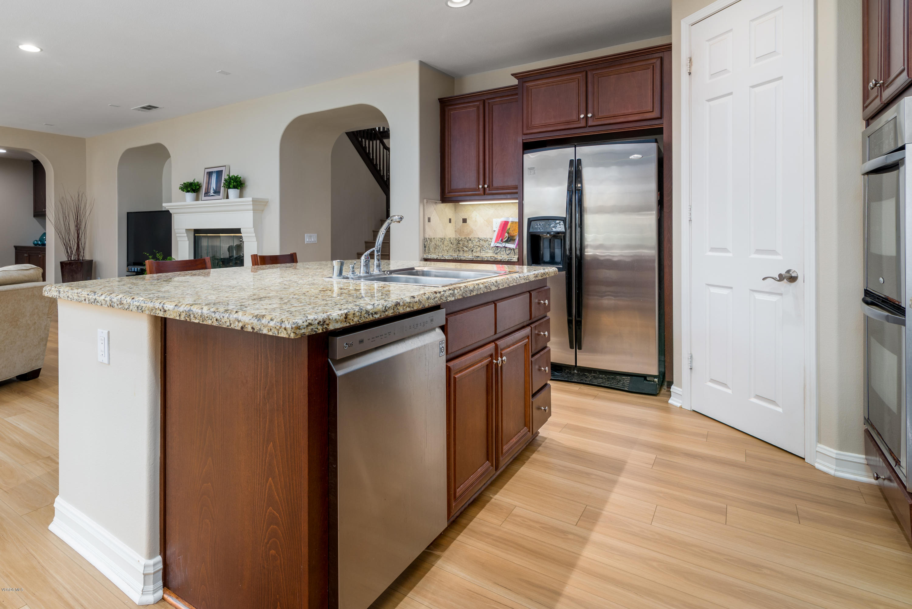 310 Spring Park Road Camarillo, CA 93012 - Photo 23 of 48 a kitchen with stainless steel appliances granite countertop a refrigerator and a sink