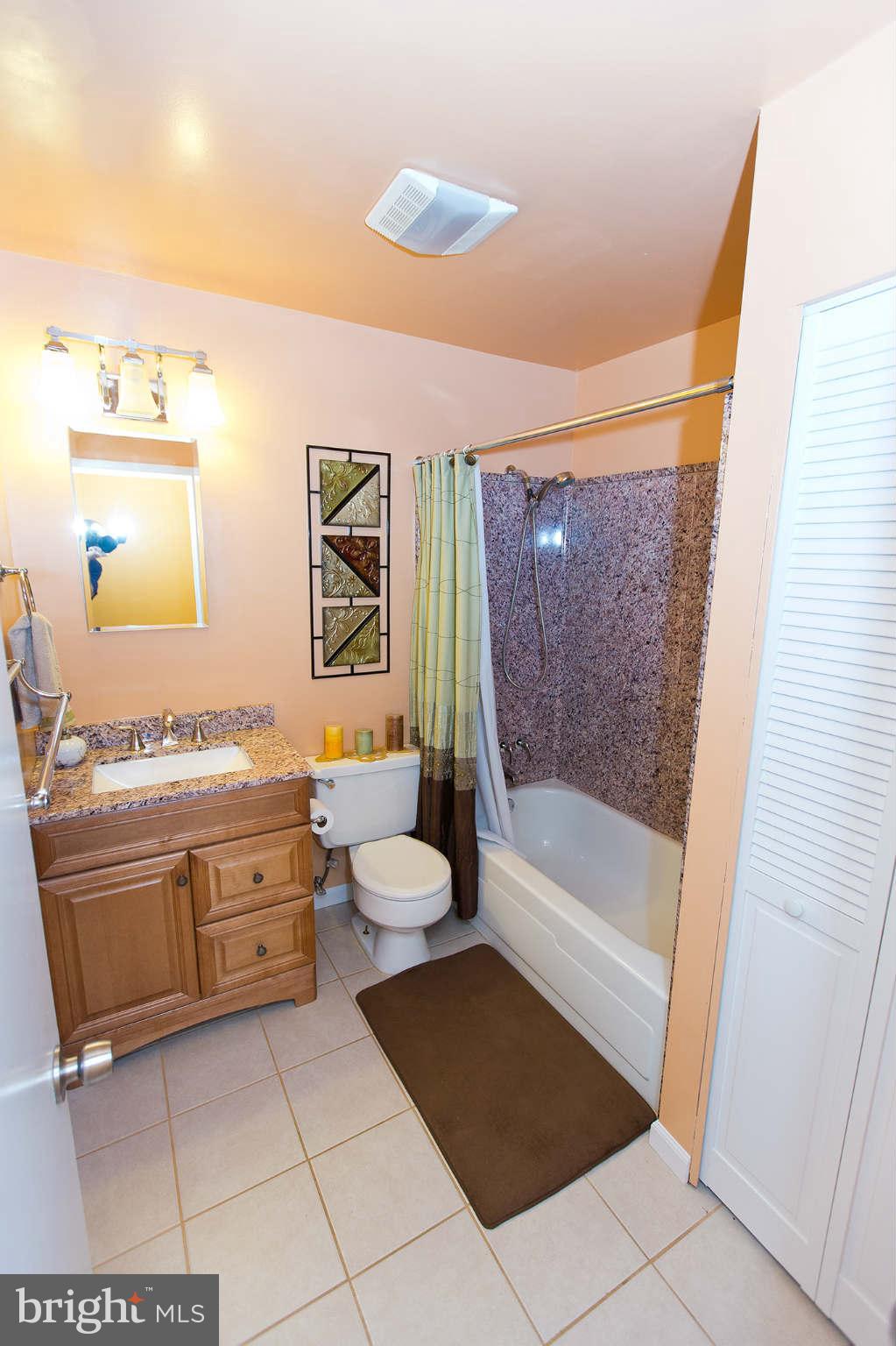 1210 East Jefferson Road Sterling, VA 20164 - Photo 21 of 30 Bath