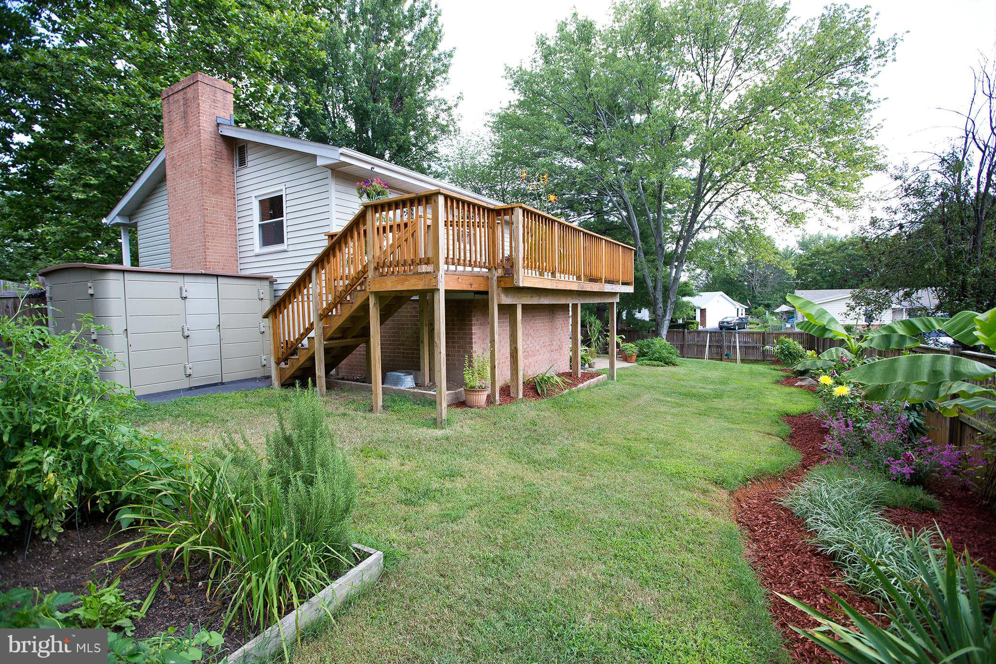 1210 East Jefferson Road Sterling, VA 20164 - Photo 28 of 30 Exterior (Rear)