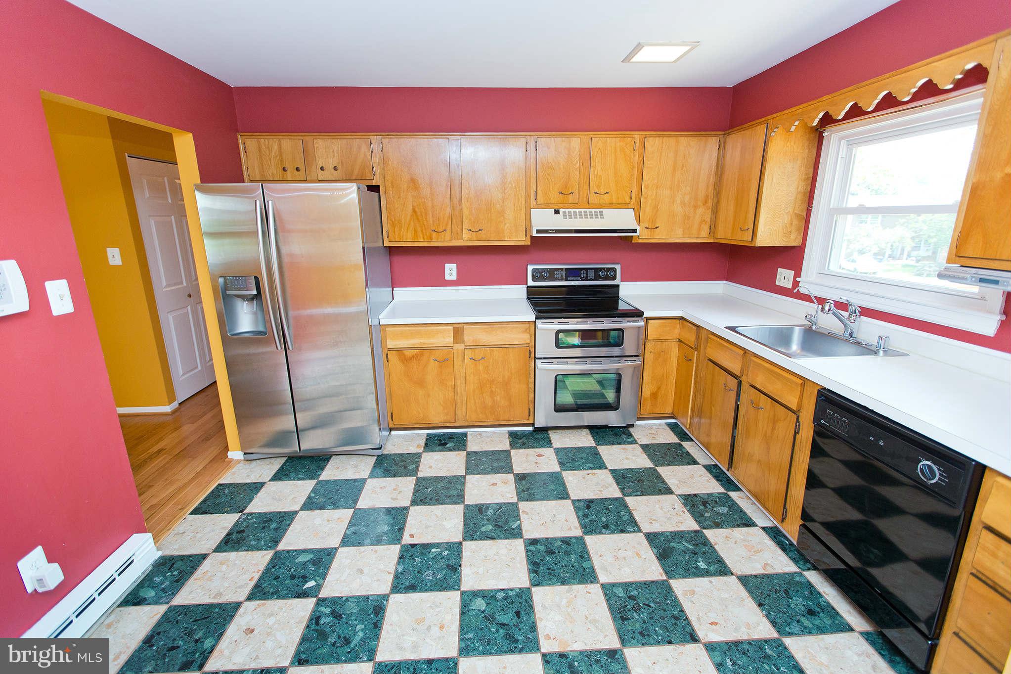 1210 East Jefferson Road Sterling, VA 20164 - Photo 8 of 30 Kitchen