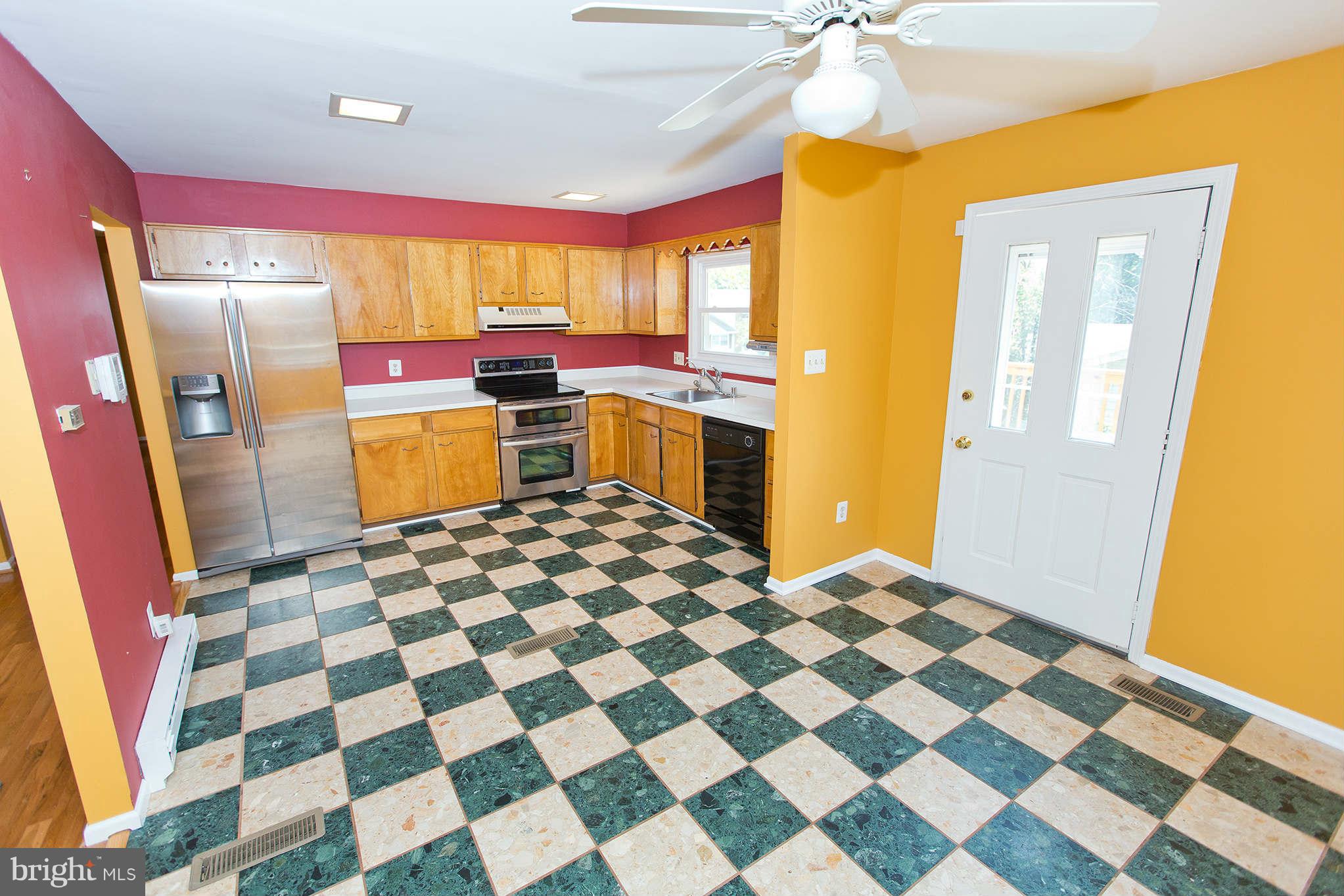 1210 East Jefferson Road Sterling, VA 20164 - Photo 10 of 30 Kitchen