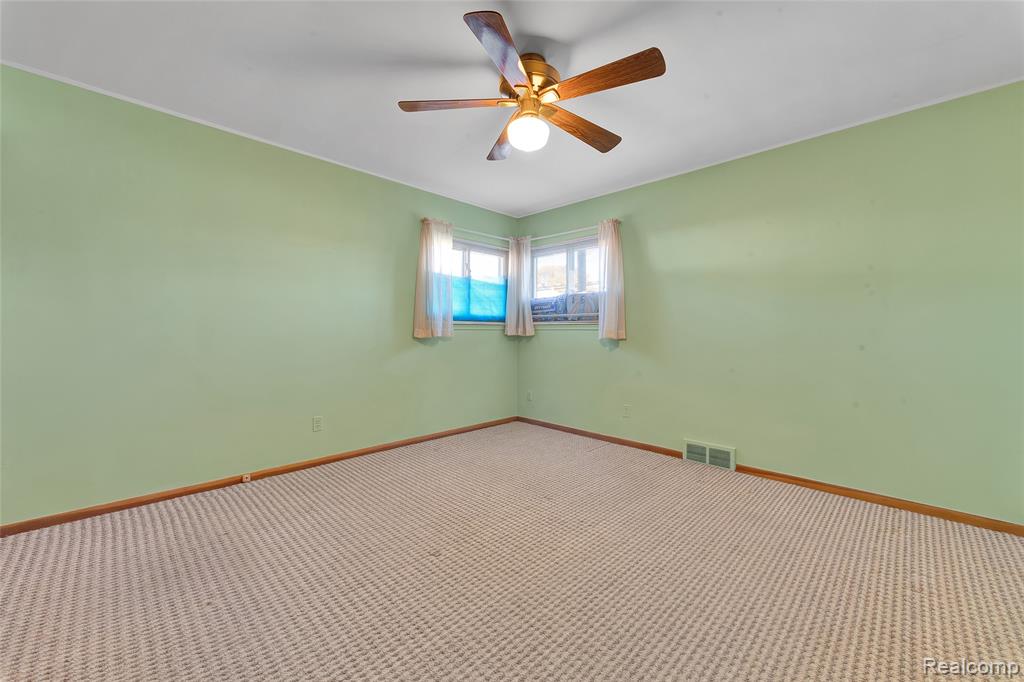 28644 Grobbel Warren, MI 48092 - Photo 40 of 55