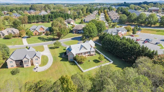 $995,000 | 1074 Jefferson Drive West, Forest, VA 24551