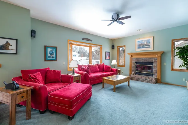 $799,900 | 2742 Jasmine Drive, Fitchburg, WI 53711