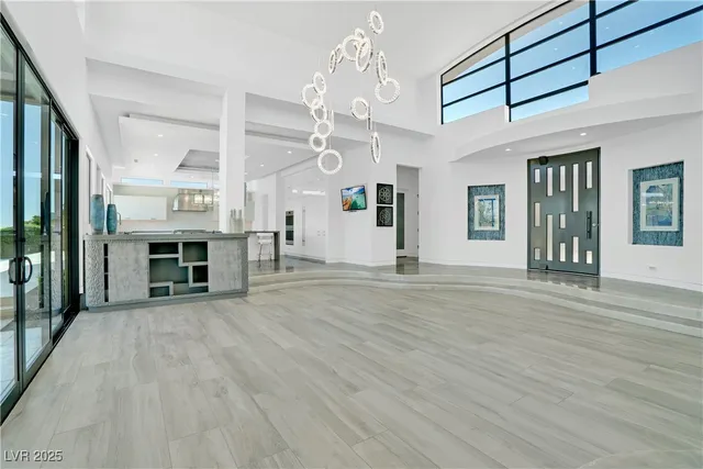 $9,100,000 | 10 Ridge Blossom Road, Las Vegas, NV 89135