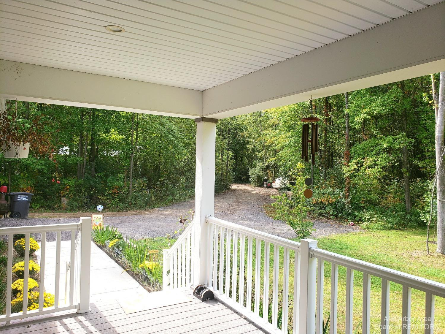 9504 Tuttle Hill Road Maybee, MI 48159 - Photo 4 of 83 Photo 4