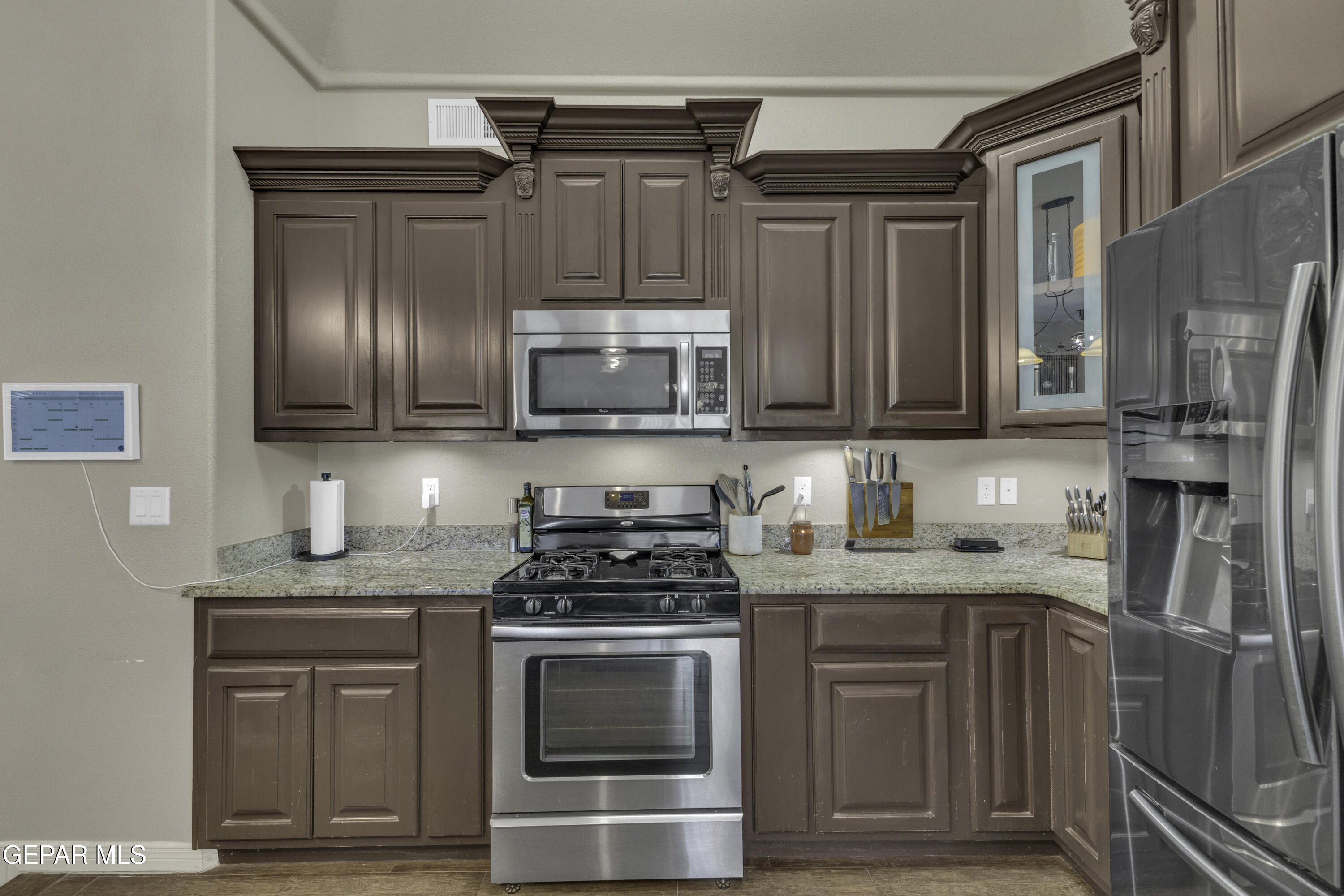 11504 Rafael Serna Lane El Paso, TX 79934 - Photo 16 of 50 2 (30)