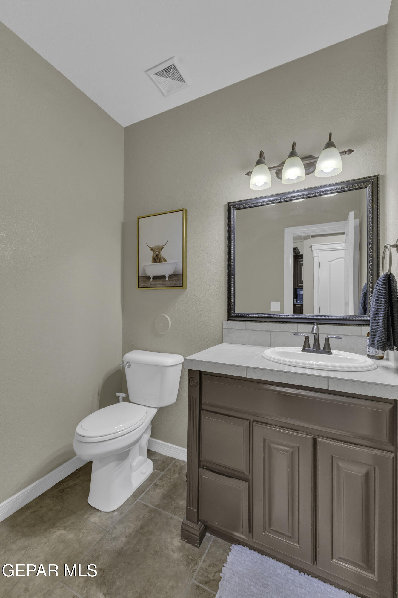 11504 Rafael Serna Lane El Paso, TX 79934 - Photo 19 of 50 1/2 Bath Off Living Area