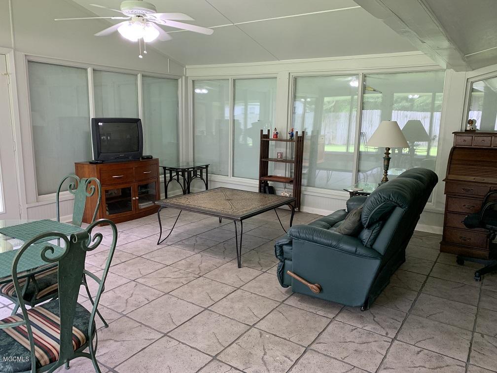 19036 Pineville Road Long Beach, MS 39560 - Photo 13 of 30 Florida Room