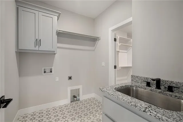 $766,800 | 25000 West 89th Street, Lenexa, KS 66227