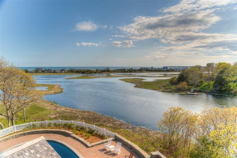 500 Elliott Road Centerville, MA 02632 - Photo 6 of 35 a view of an ocean and beach