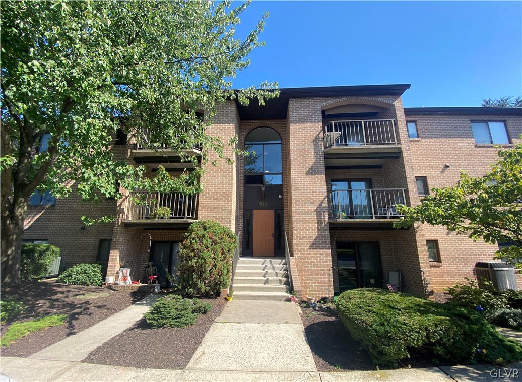 913 Cold Spring Road, Unit 10 Allentown, PA 18103 - Photo 1 of 23 Gallery Image 1