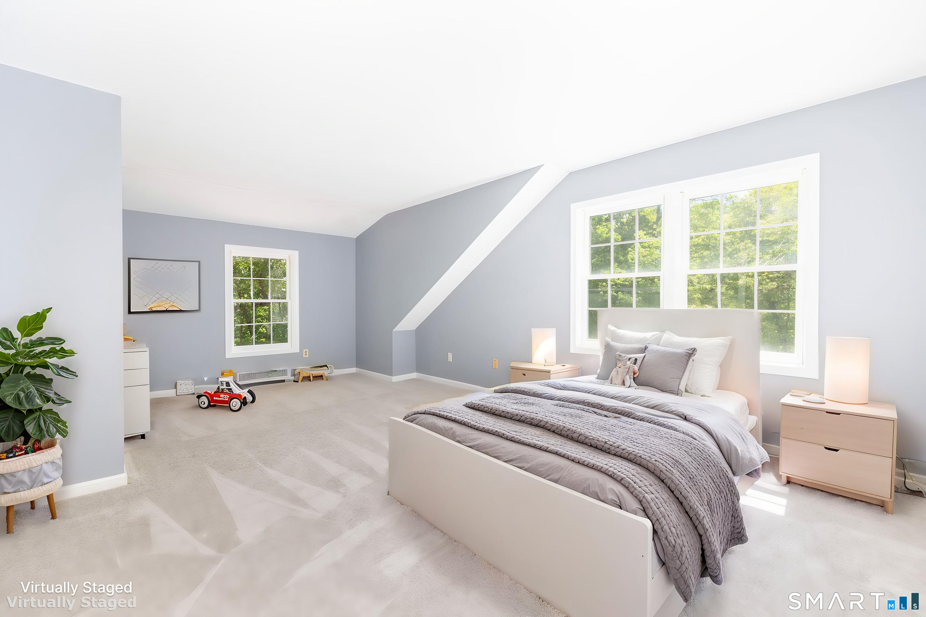175 Vernon Street Manchester, CT 06042 - Photo 22 of 38 a bedroom with a bed and a large window