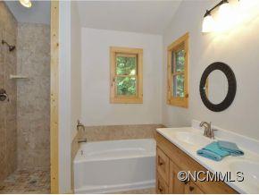 525 Patterson Road Hendersonville, NC 28739 - Photo 12 of 15