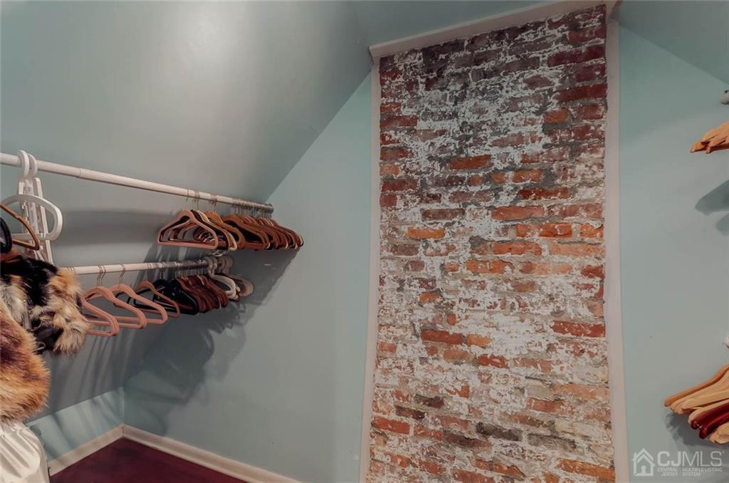 189 New Dover Road Colonia, NJ 07067 - Photo 6 of 23 a view of a entryway