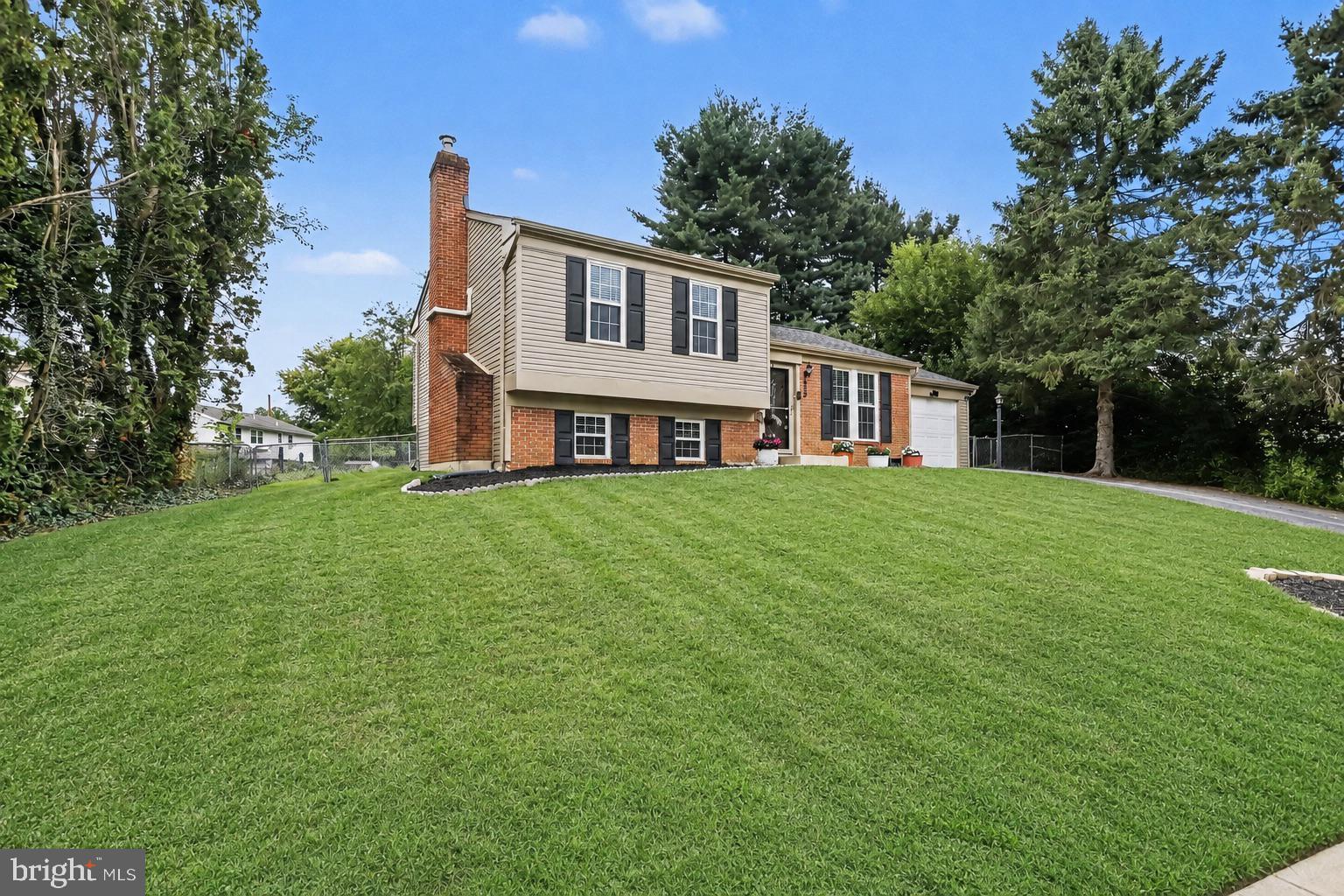 310 Rita Road York, PA 17402 - Photo 3 of 28 Gallery Image 3