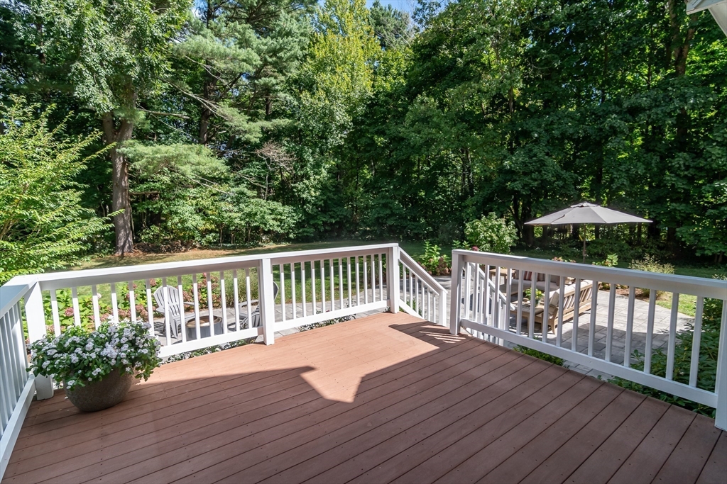 20 Walnut Street Foxboro, MA 02035 - Photo 12 of 35