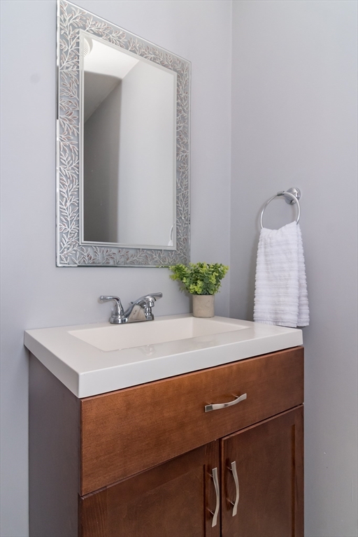 20 Walnut Street Foxboro, MA 02035 - Photo 15 of 35