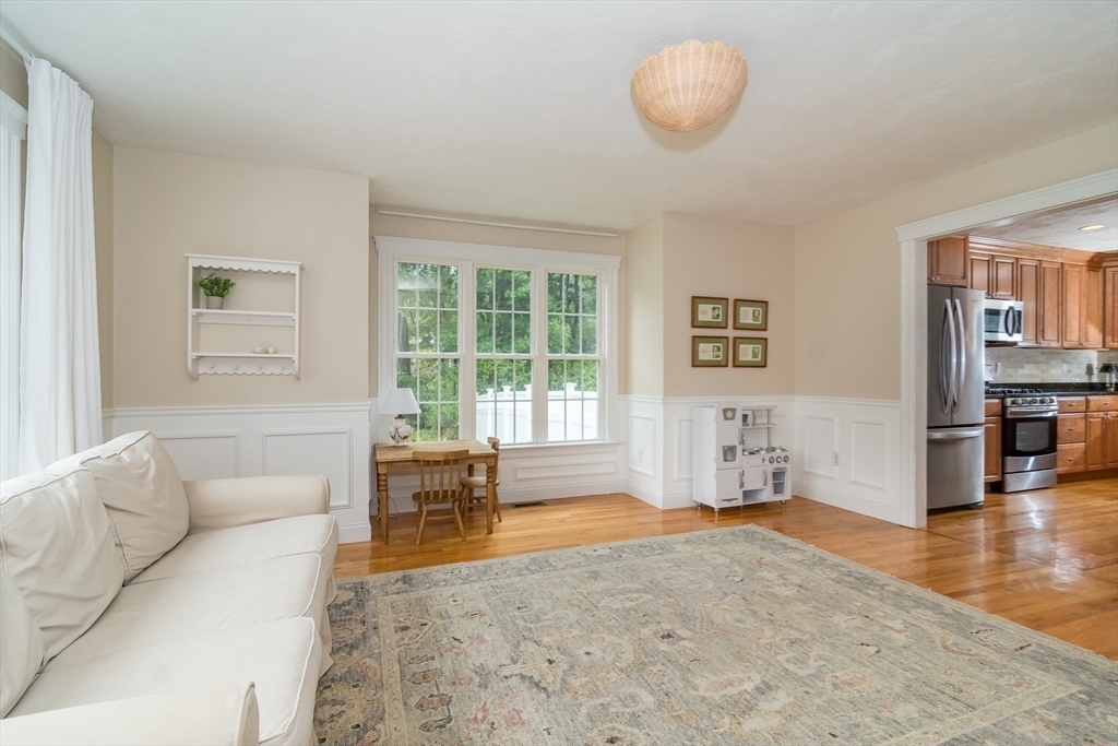 20 Walnut Street Foxboro, MA 02035 - Photo 17 of 35