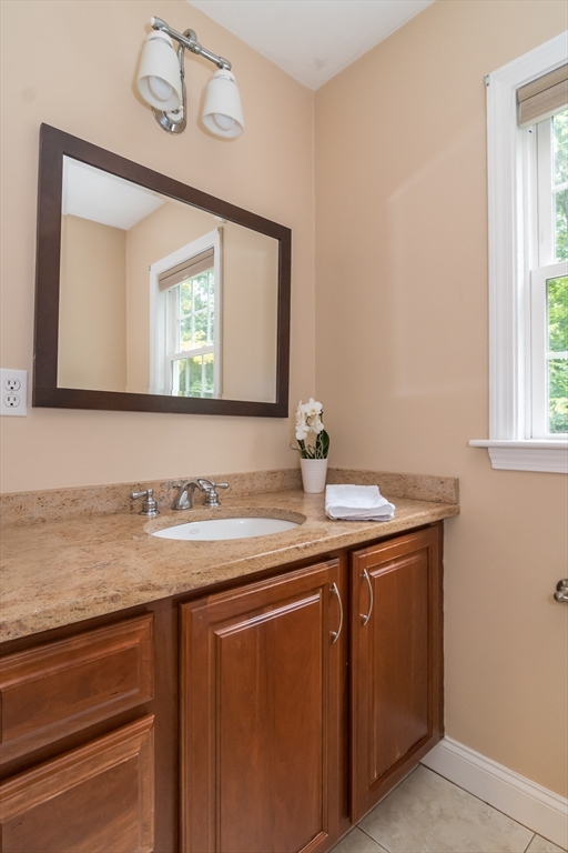 20 Walnut Street Foxboro, MA 02035 - Photo 26 of 35