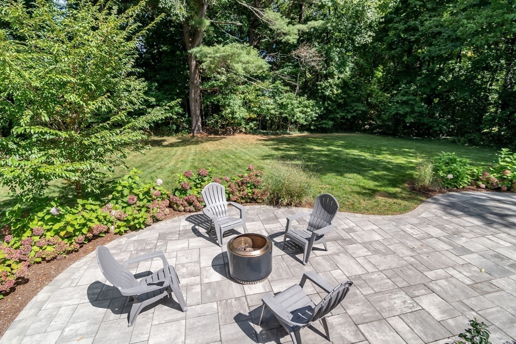 20 Walnut Street Foxboro, MA 02035 - Photo 30 of 35