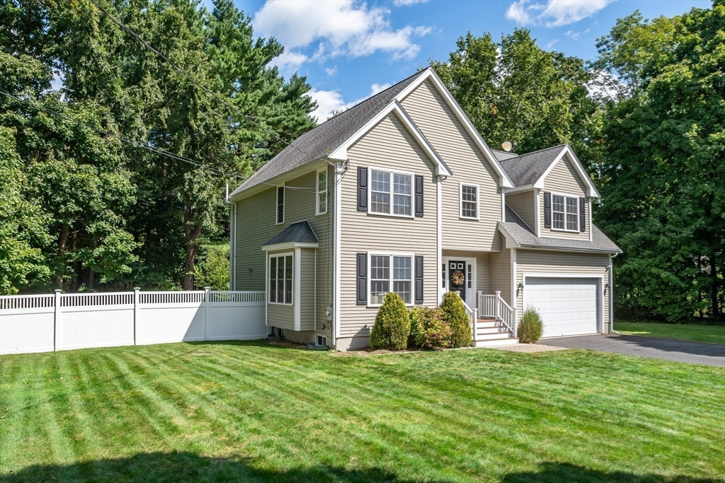 20 Walnut Street Foxboro, MA 02035 - Photo 34 of 35