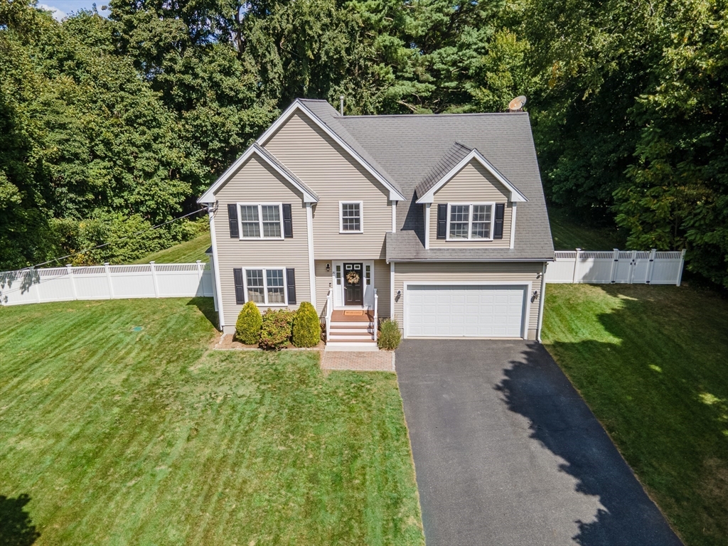 20 Walnut Street Foxboro, MA 02035 - Photo 6 of 35