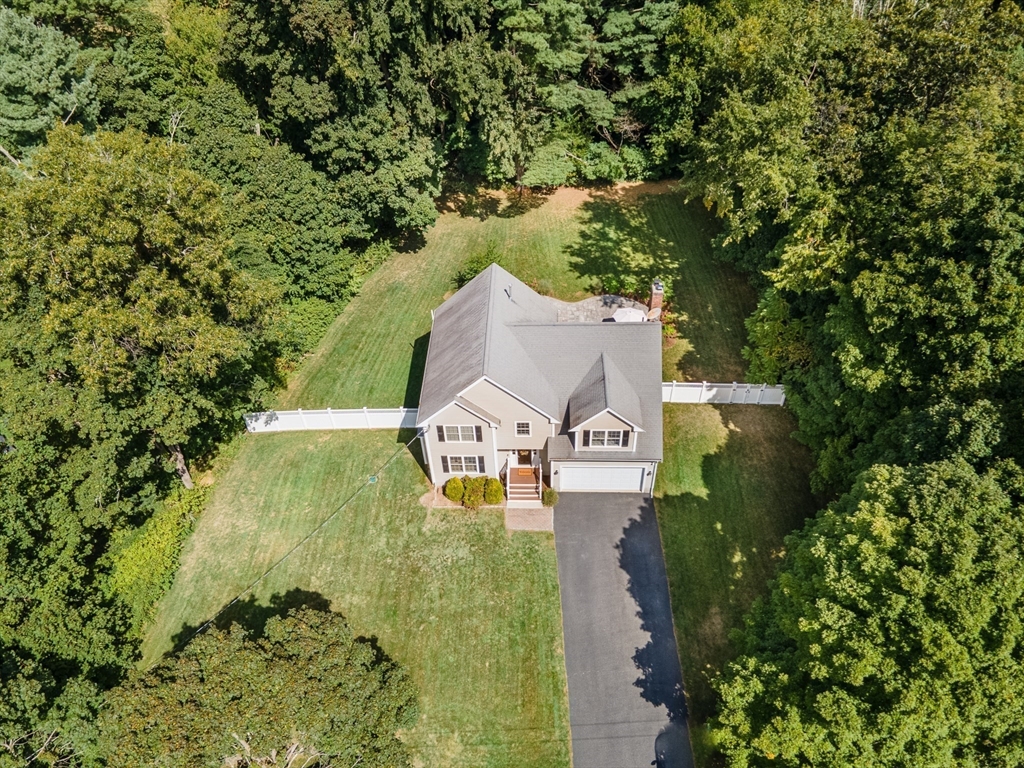 20 Walnut Street Foxboro, MA 02035 - Photo 7 of 35