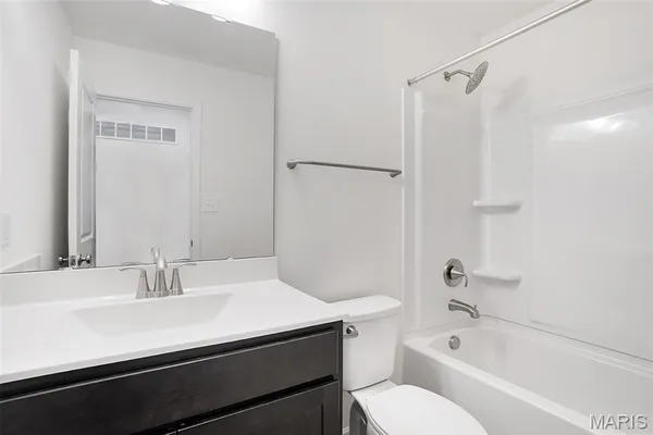 $468,119 | 109 Tail Shot Court, Eureka, MO 63025