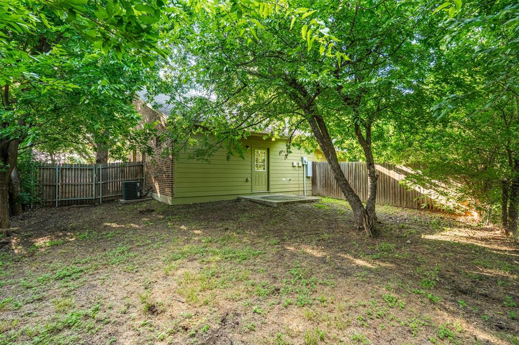 103 Del Rio Avenue, Unit B Benbrook, TX 76126 - Photo 30 of 31