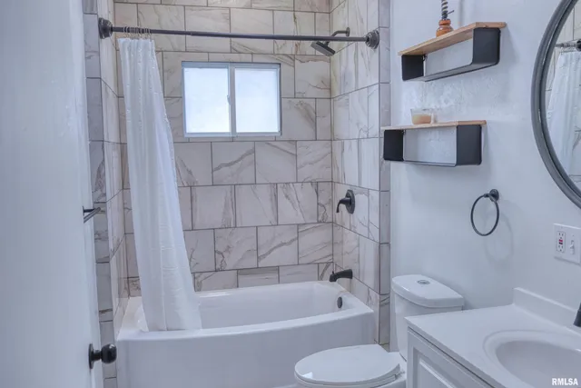 $178,500 | 2036 Spruce Street, Murphysboro, IL 62966