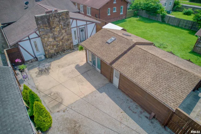 $178,500 | 2036 Spruce Street, Murphysboro, IL 62966