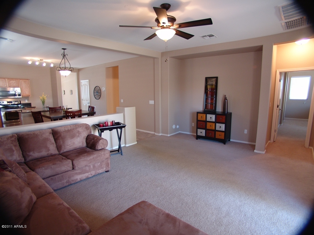 45464 Portabello Road Maricopa, AZ 85139 - Photo 8 of 18 Living Room