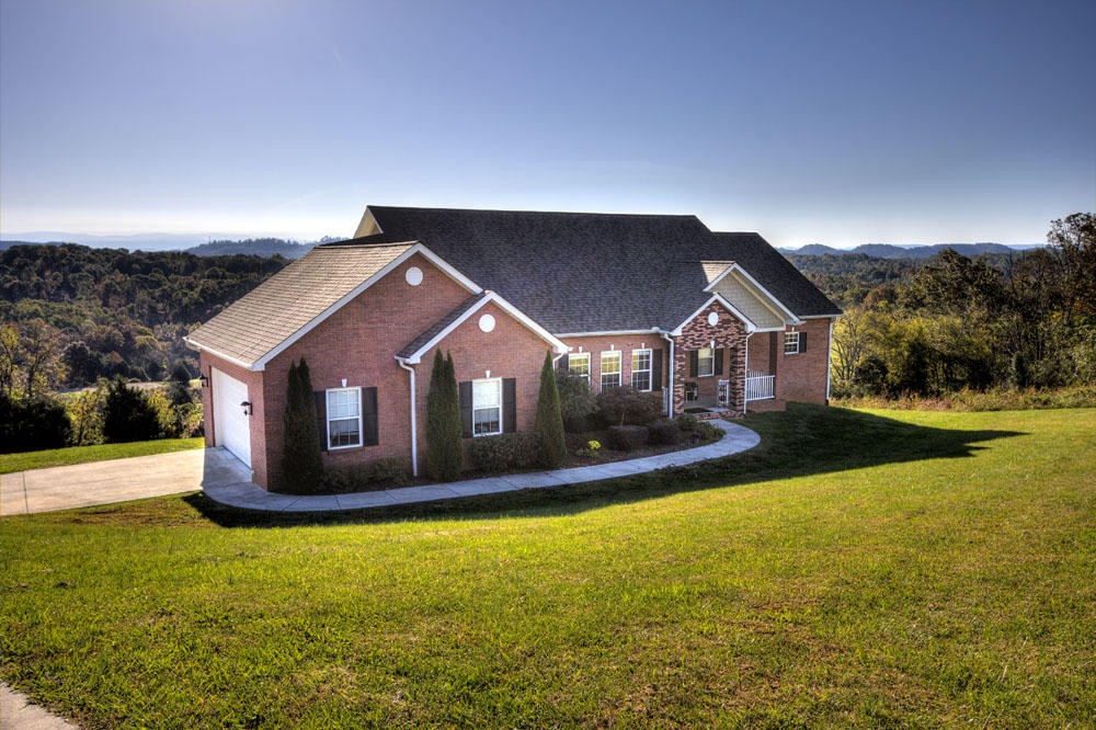 239 High Ridge Road Sweetwater, TN 37874 - Photo 2 of 32 Gallery Image 2