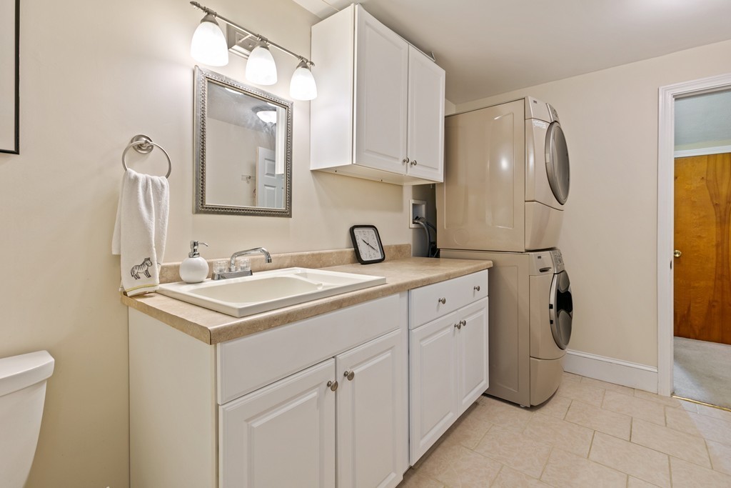 381 Lincoln Street Lexington, MA 02421 - Photo 31 of 35 a bathroom with a sink toilet and shower
