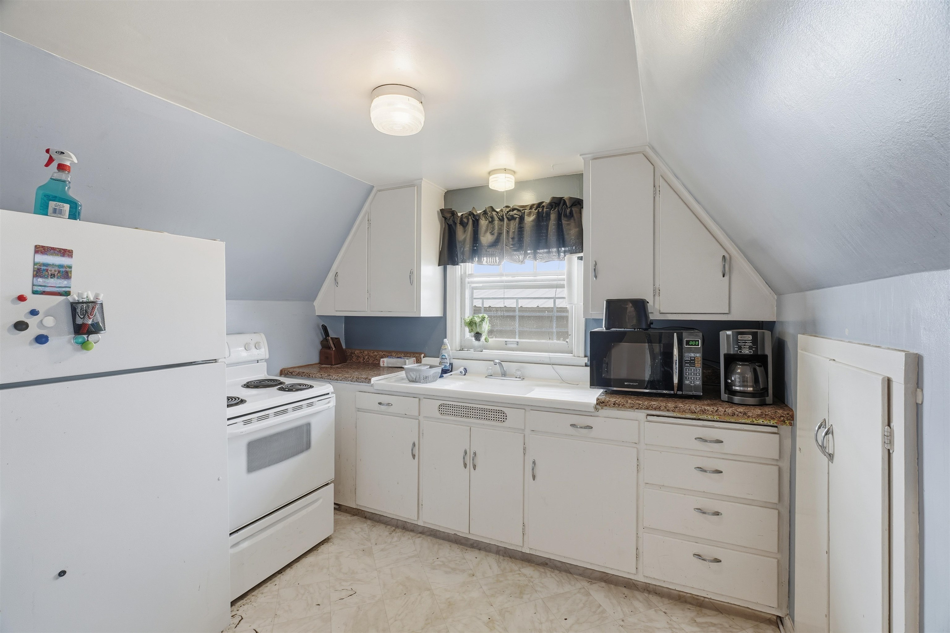 323 5th Street Cheney, WA 99004 - Photo 12 of 46