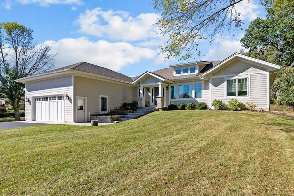 $729,900 | W3832 Orchard Avenue, Princeton, WI 54968