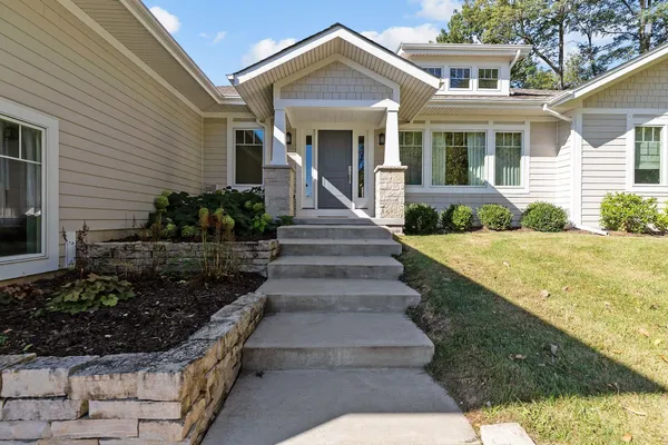 $729,900 | W3832 Orchard Avenue, Princeton, WI 54968