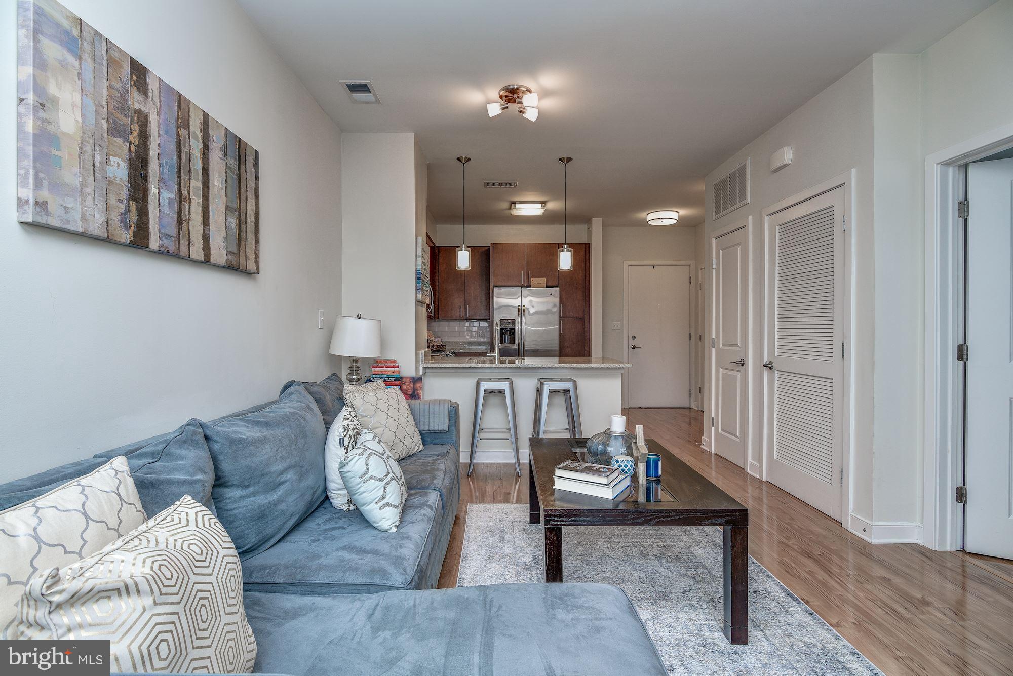 8005 13th Street, Unit 403 Silver Spring, MD 20910 - Photo 14 of 30 Living Area
