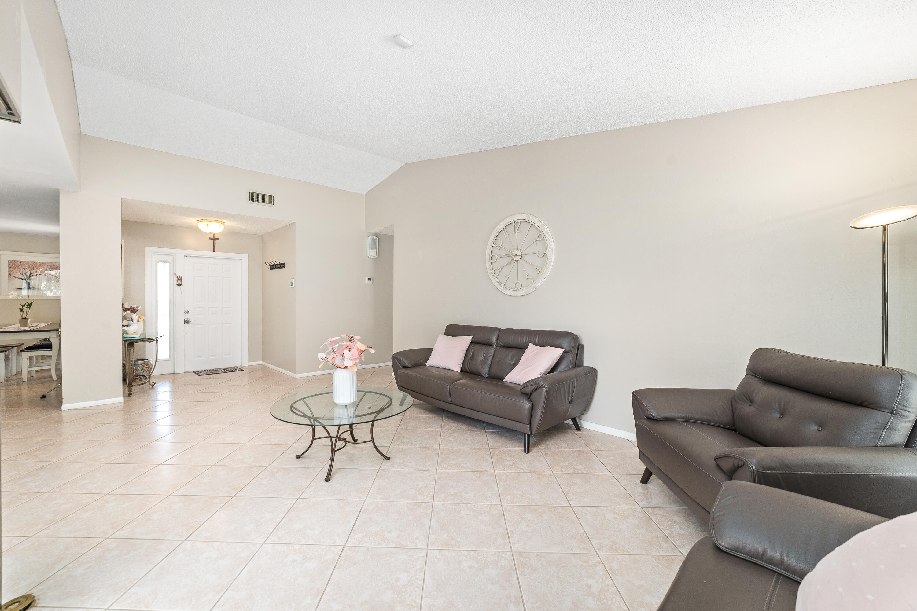 12245 Old Country Road South Wellington, FL 33414 - Photo 8 of 39 _DSC6211