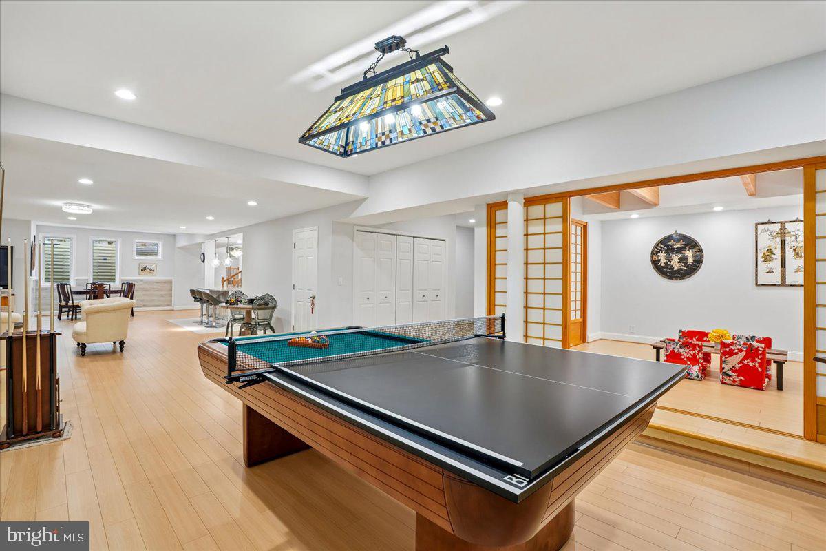 12640 Travilah Road Potomac, MD 20854 - Photo 48 of 56 Ping Pong/Billiards Combo Conveys!
