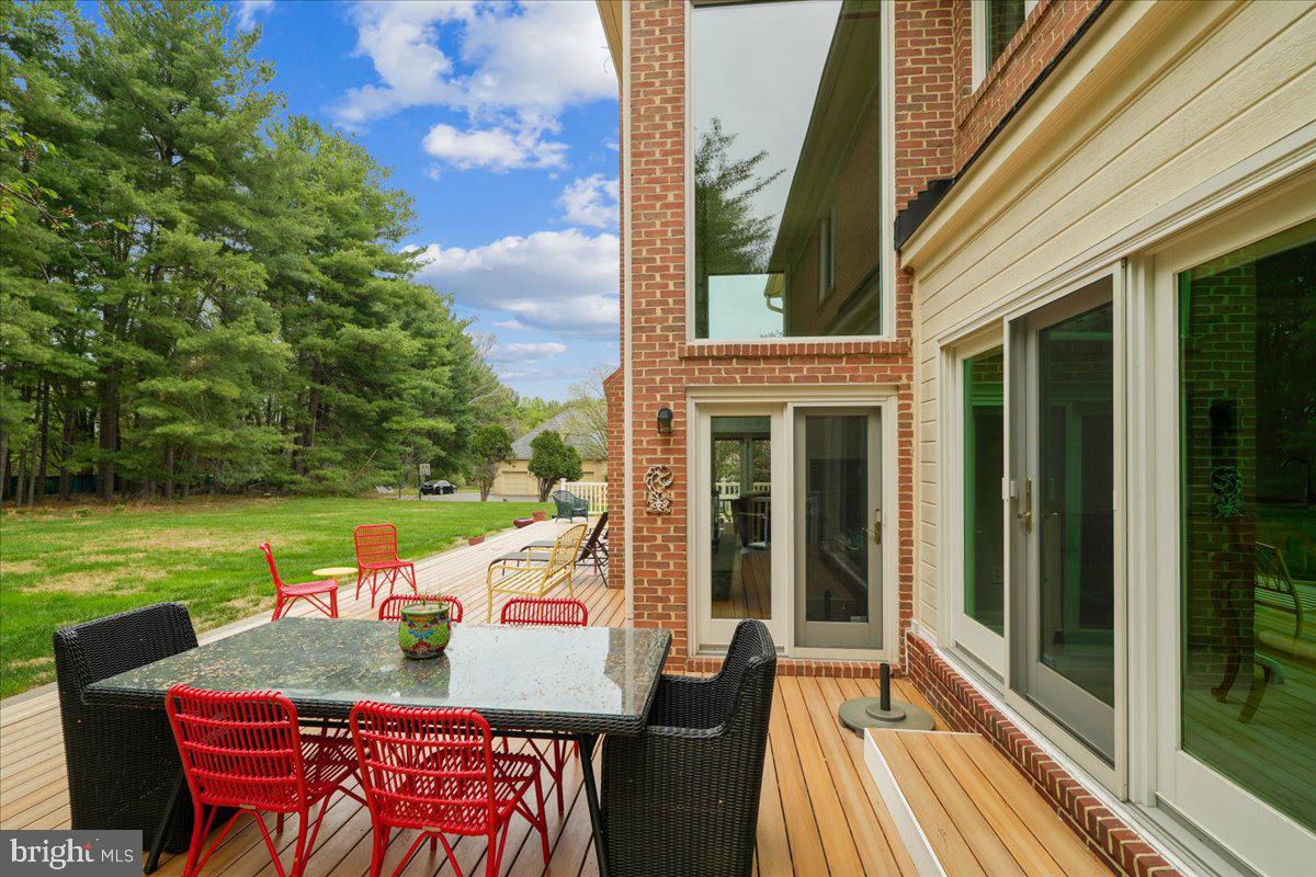 12640 Travilah Road Potomac, MD 20854 - Photo 53 of 56 Evenings on this deck? Yes please.