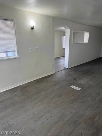 $1,075 | 1121 Pawnee Lane, Henderson, NV 89015