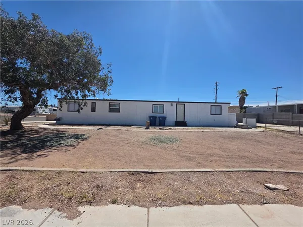 $1,075 | 1121 Pawnee Lane, Henderson, NV 89015