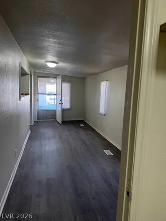 $1,075 | 1121 Pawnee Lane, Henderson, NV 89015