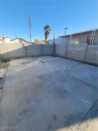 $1,200 | 1121 Pawnee Lane, Henderson, NV 89015