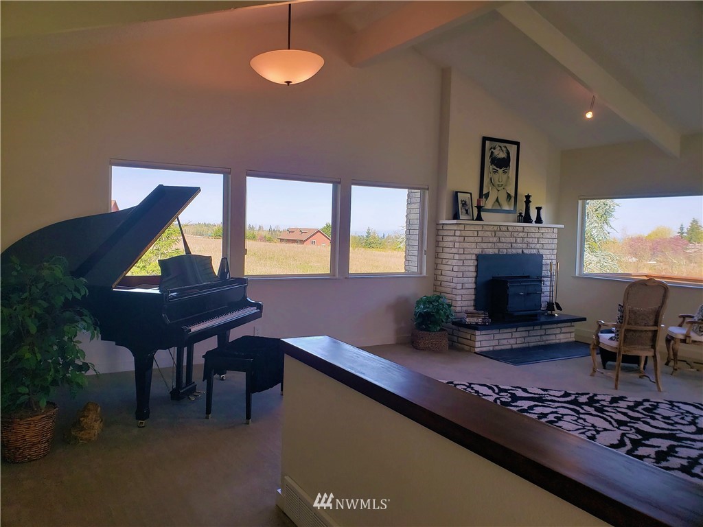 2464 Happy Valley Road Sequim, WA 98382 - Photo 4 of 25