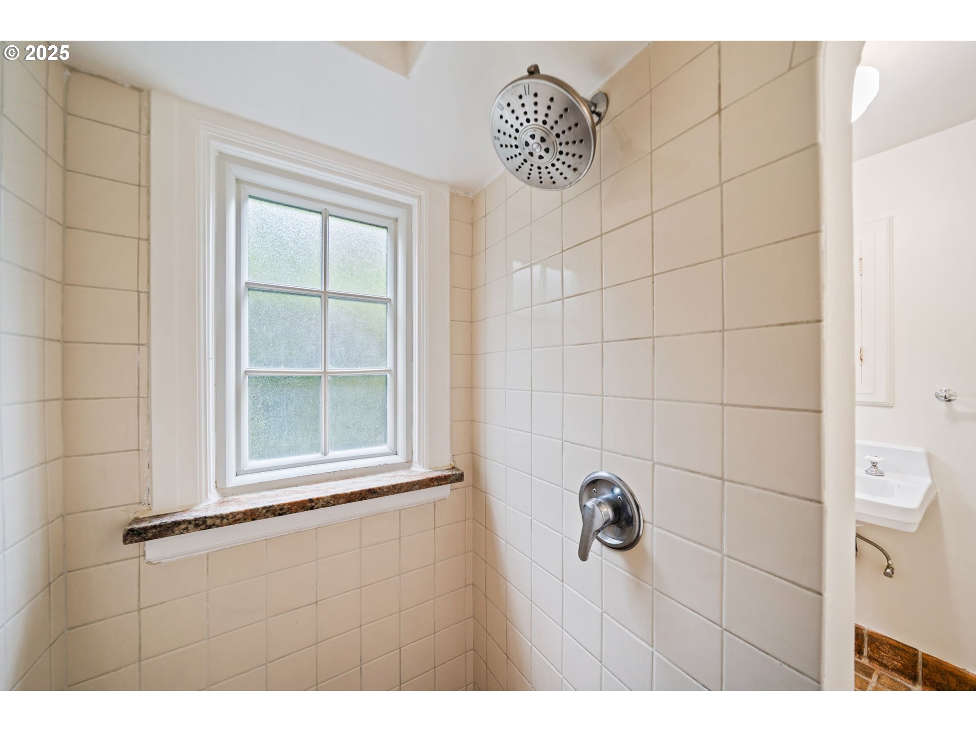 1230 Southeast Barnes Road Gresham, OR 97080 - Photo 21 of 31 a bathroom with a shower
